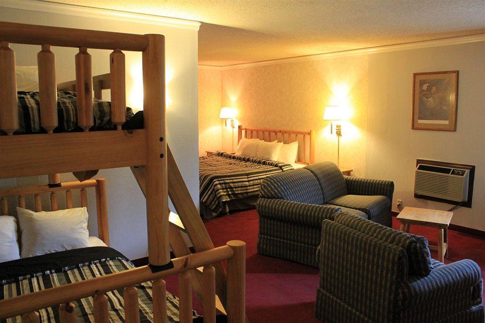 Eagle'S Nest Hotel & Conference Center Quincy Ngoại thất bức ảnh
